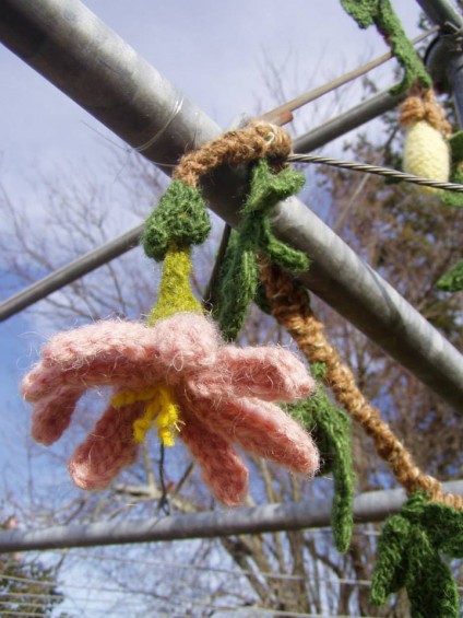 Yarn bombing 1
