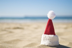 Caro - Santa hat on beach