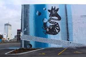 22-tess-sheein-giraffing around-new zealand-street-art